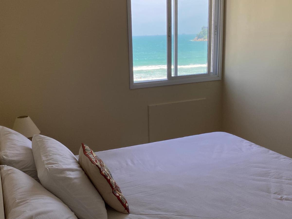 Guaruja Pe Na Areia Apartment Exterior photo